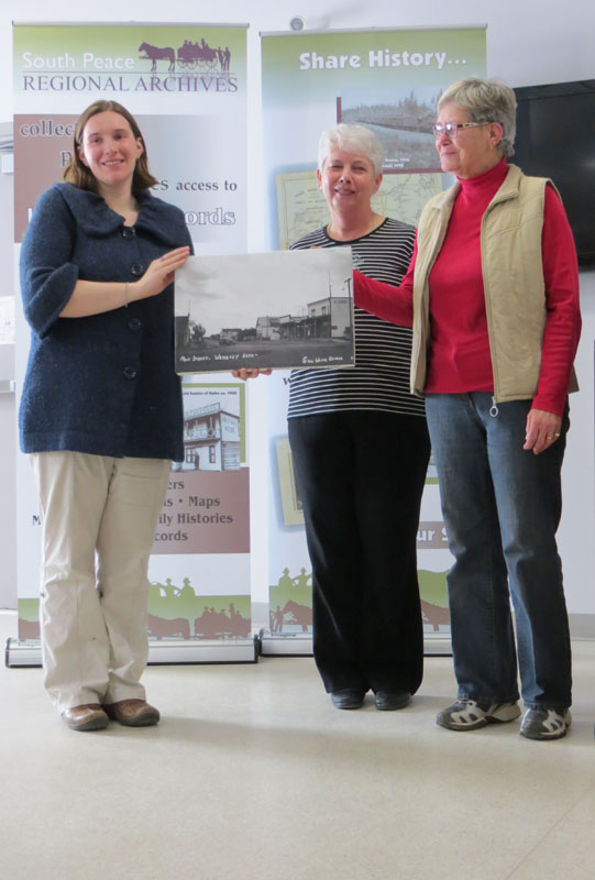 Kathryn Auger received an award for contributing more than 1000 hours to the archives as a volunteer.